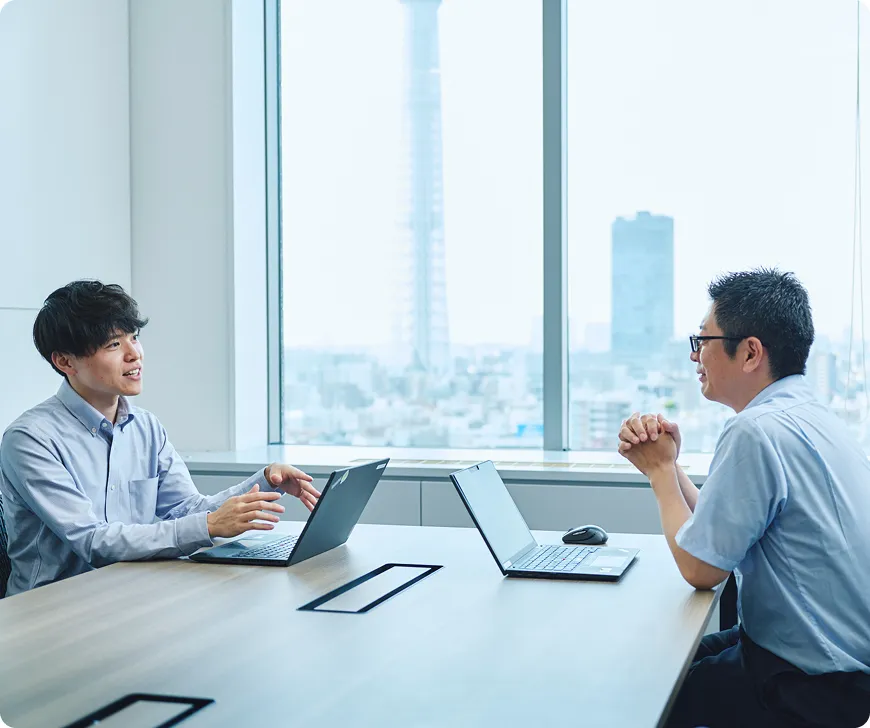 研修を受ける社員